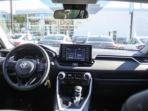 Used 2021 Toyota RAV4 LE w/ Carpet Mat Package (TMS) image 18