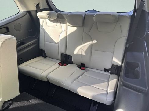 Used 2025 Kia Telluride EX FWD image 18