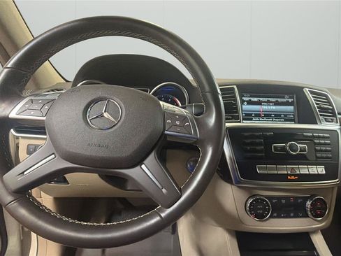 Used 2013 Mercedes-Benz GL 450 4MATIC image 20