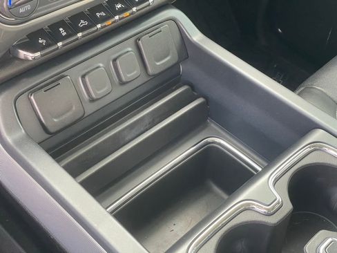 Used 2018 Chevrolet Silverado 1500 LTZ Z71 w/ Centennial Edition image 24