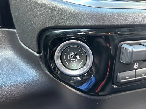 Used 2025 GMC Sierra 1500 Elevation RWD image 31