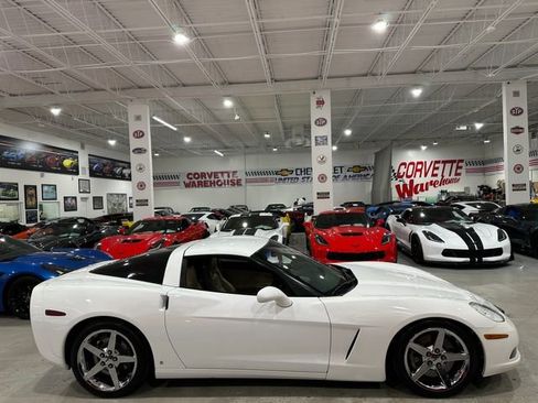 Used 2007 Chevrolet Corvette Coupe w/ Preferred Equipment Group image 5