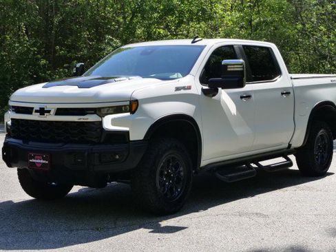 Used 2024 Chevrolet Silverado 1500 ZR2 w/ ZR2 Bison Edition image 6