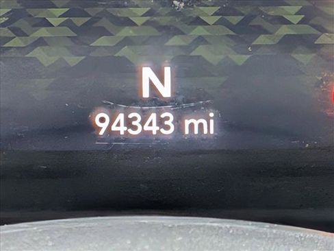 Used 2018 Jeep Wrangler Unlimited Sahara AWD/4WD image 13