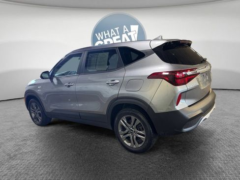 Certified 2023 Kia Seltos LX image 6