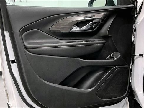 Used 2019 GMC Terrain SLT w/ Preferred Package FWD image 19