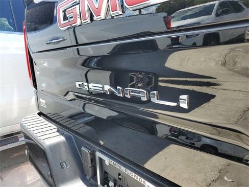 New 2026 GMC Sierra 1500 Denali w/ Denali Reserve Package image 9