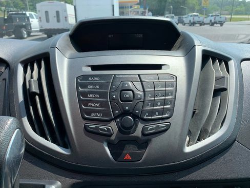 Used 2018 Ford Transit 250 130 Low Roof image 17