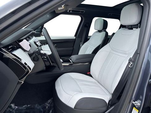 New 2026 Land Rover Range Rover Sport Dynamic SE AWD/4WD image 11