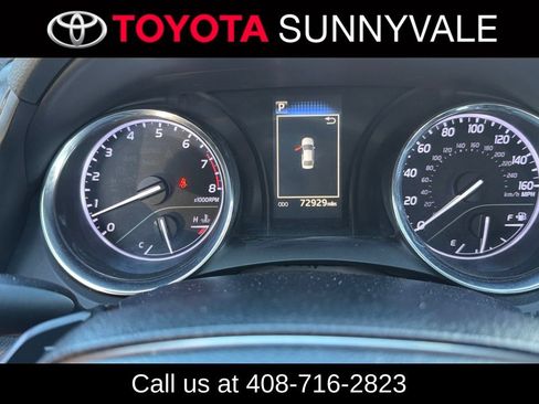 Used 2019 Toyota Camry SE FWD image 3