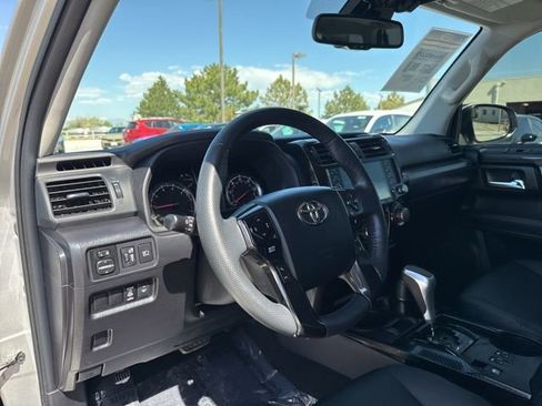 Used 2024 Toyota 4Runner TRD Off-Road Premium w/ Moonroof Package AWD/4WD image 15