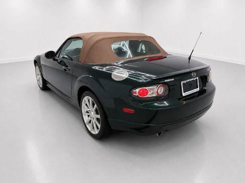 Used 2008 MAZDA MX-5 Miata Grand Touring w/ Premium Pkg RWD image 5