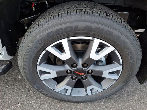 New 2026 Toyota 4Runner TRD Sport Premium AWD/4WD image 5