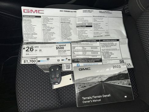 Certified 2023 GMC Terrain SLE w/ Driver Convenience Package image 16