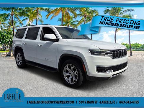 Used 2022 Jeep Wagoneer Series II RWD image 1