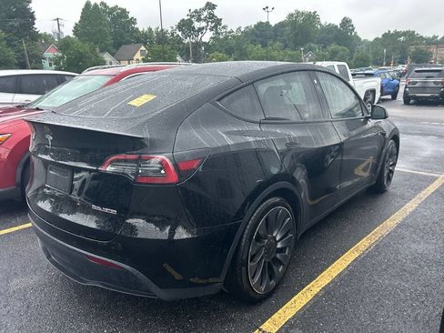 Used 2022 Tesla Model Y Performance AWD/4WD image 6