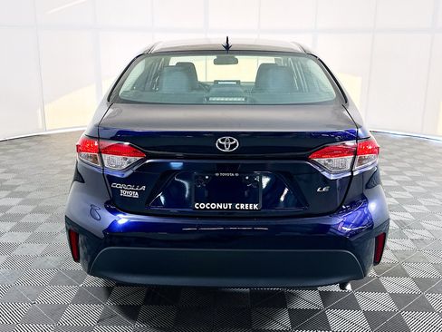 Used 2023 Toyota Corolla LE FWD image 4