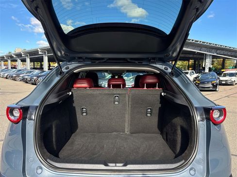 Used 2024 MAZDA CX-30 AWD 2.5 S w/ Preferred Package image 12