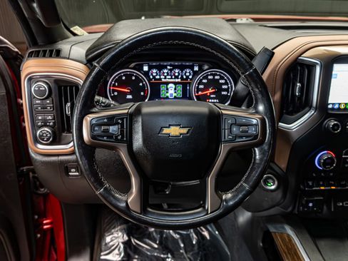 Used 2022 Chevrolet Silverado 3500 High Country w/ LPO, Hitch Package AWD/4WD image 17