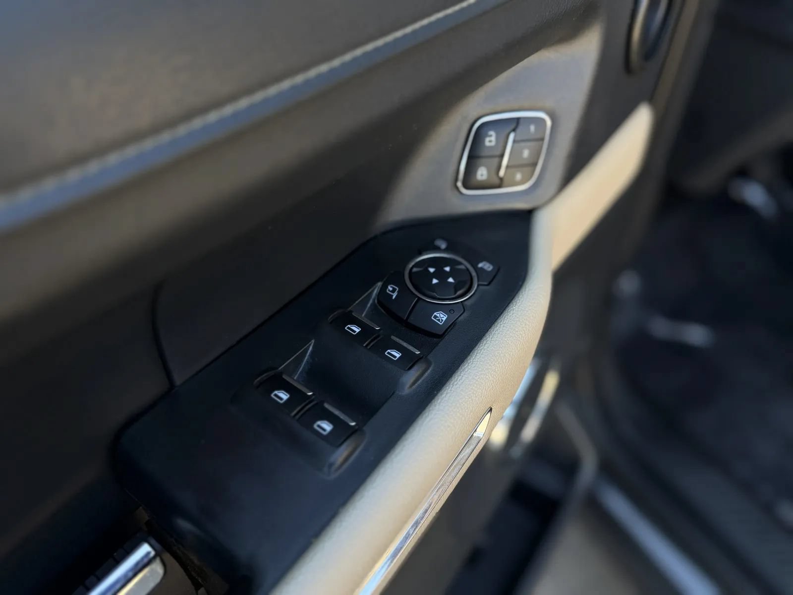 Used 2023 Ford Expedition Max Limited AWD/4WD image 28