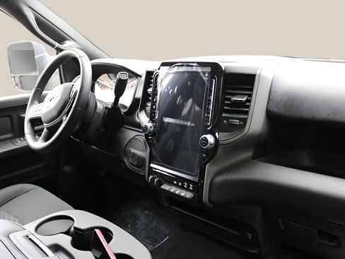 New 2026 RAM 2500 Warlock AWD/4WD image 18