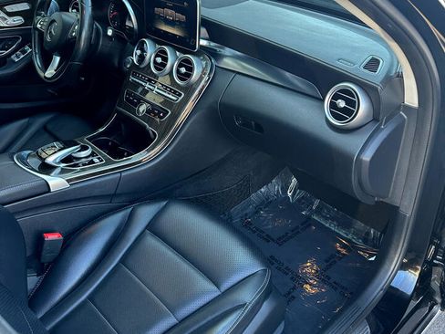 Used 2015 Mercedes-Benz C 300 4MATIC Sedan image 19