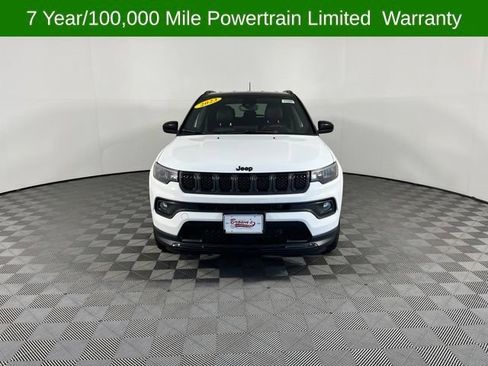 Used 2023 Jeep Compass Latitude w/ Convenience Group AWD/4WD image 2