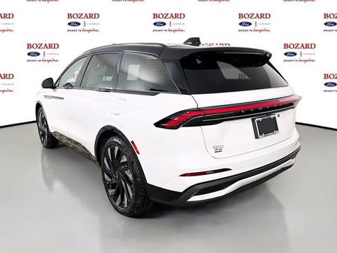 New 2026 Lincoln Nautilus Reserve w/ Jet Appearance Package image 5