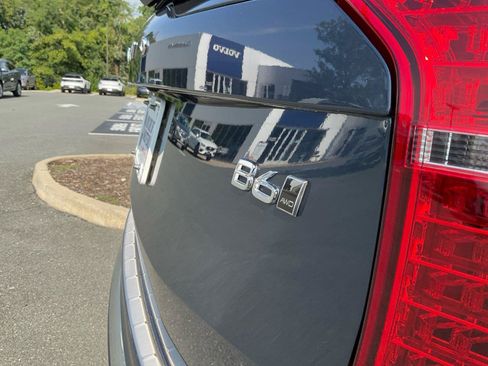 Used 2024 Volvo XC90 B6 Plus w/ Protection Package Premier AWD/4WD image 17