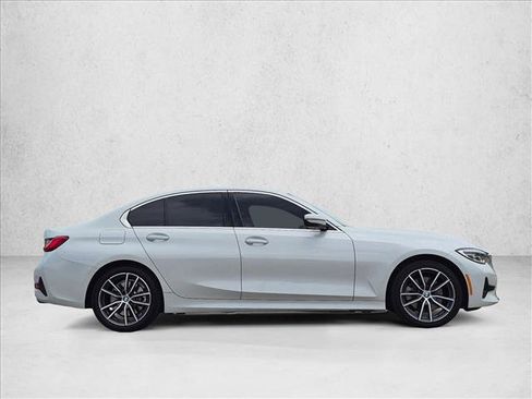 Used 2019 BMW 330i Sedan w/ Convenience Package RWD image 4