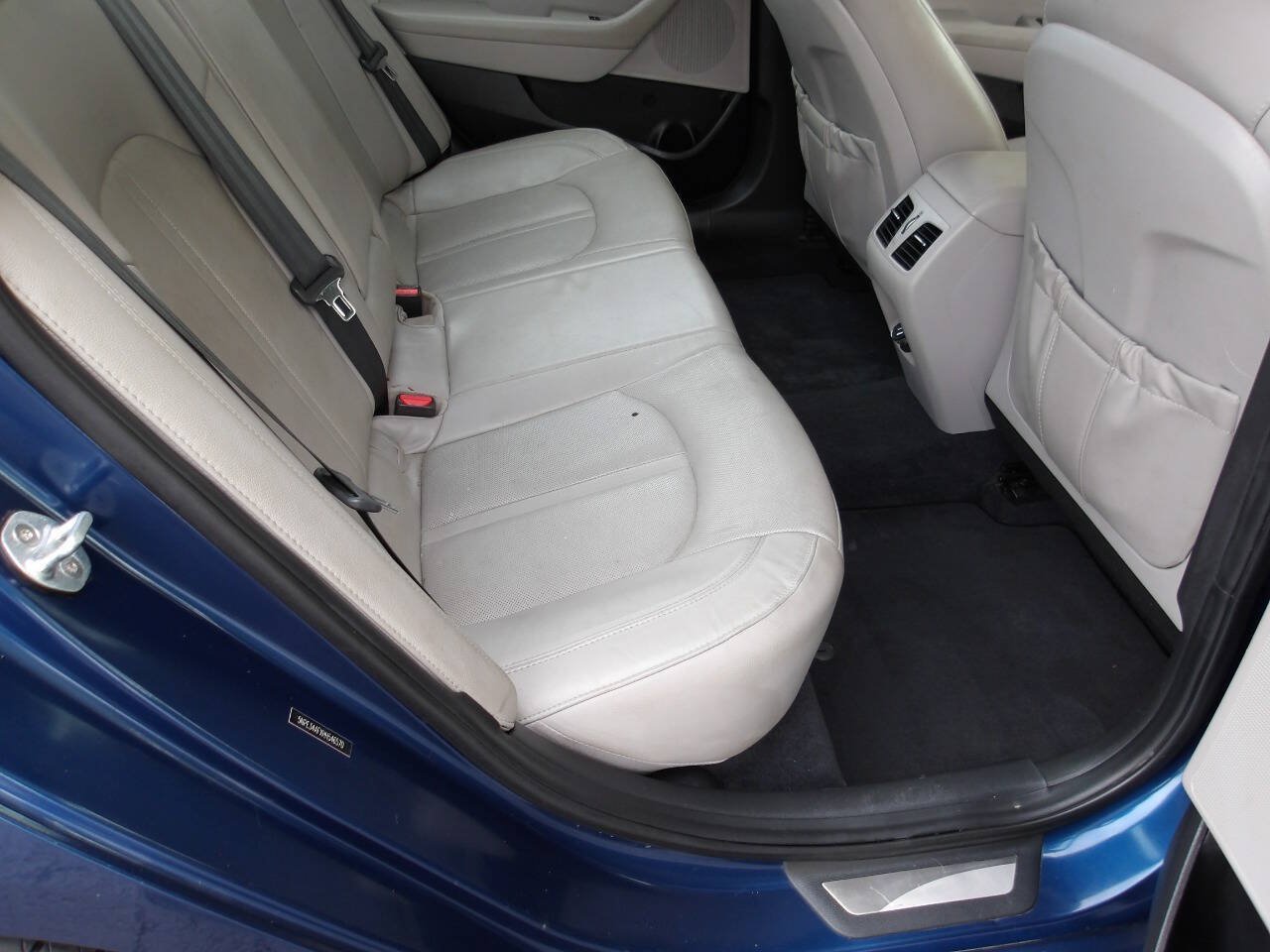 Used 2017 Hyundai Sonata Limited w/ Cargo Package FWD image 22