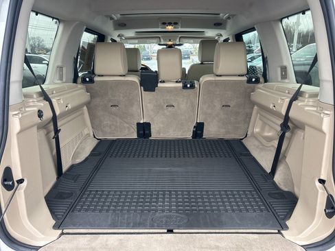 Used 2016 Land Rover LR4 HSE image 17