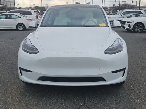 Used 2024 Tesla Model Y Long Range image 16