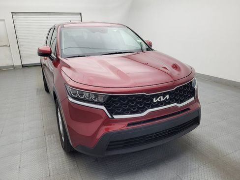 Used 2023 Kia Sorento LX FWD image 14