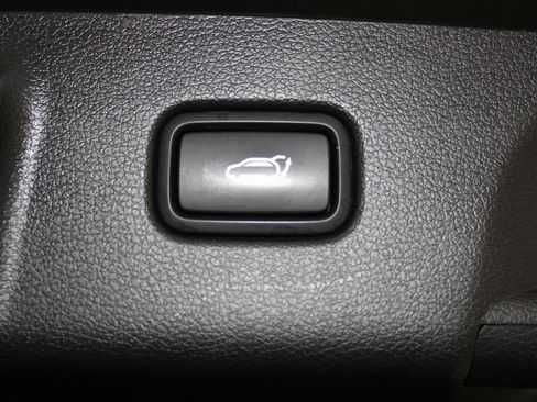 Used 2023 Hyundai Palisade Limited w/ Cargo Package image 24