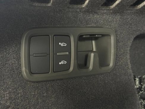 Used 2024 Audi RS Q8 w/ Black Optic Package AWD/4WD image 19