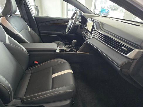 Used 2025 Toyota Camry SE image 45