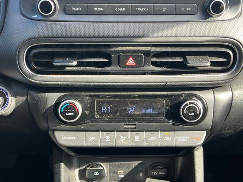 Used 2022 Hyundai Kona SEL w/ Convenience Package image 31