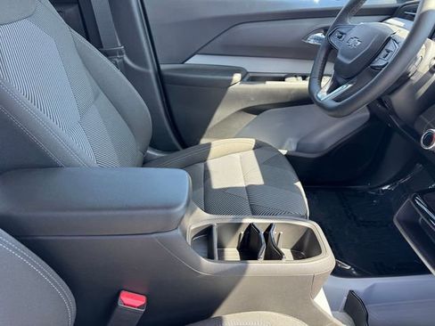 New 2027 Chevrolet Bolt LT image 7