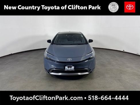 Used 2024 Toyota Prius XLE AWD/4WD image 8