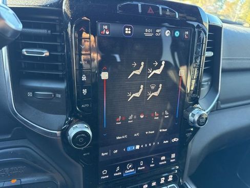 Used 2022 RAM 3500 Laramie image 27