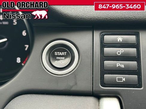 Used 2017 Land Rover Discovery Sport SE AWD/4WD image 17