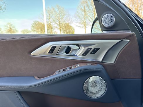 New 2026 BMW XM Label Red image 20