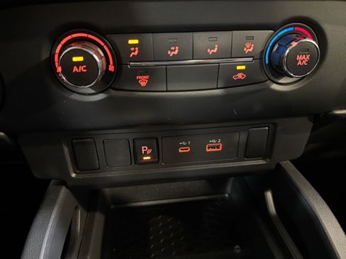 Used 2022 Nissan Frontier S w/ Technology Package image 19