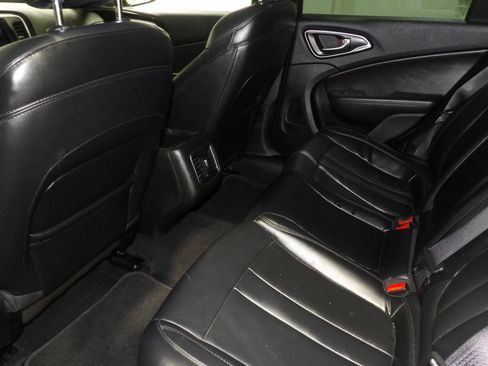 Used 2015 Chrysler 200 C w/ Navigation & Sound Group I FWD image 9