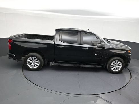 Used 2022 Chevrolet Silverado 1500 Custom RWD image 16