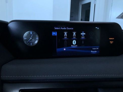 Used 2020 Lexus UX 250h w/ Premium Package image 20