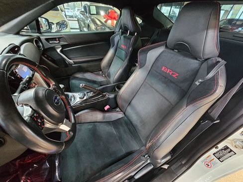 Used 2017 Subaru BRZ Limited image 16
