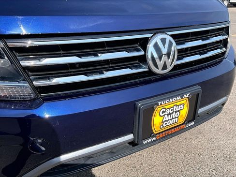 Used 2021 Volkswagen Tiguan SE FWD image 29
