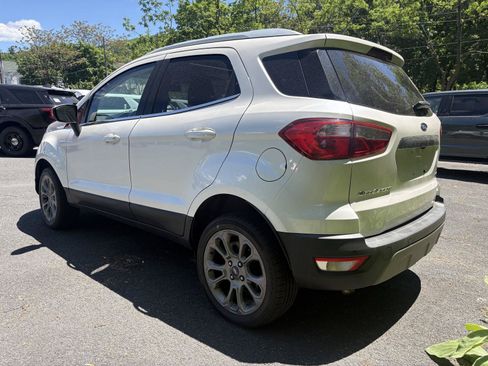 Used 2018 Ford EcoSport Titanium w/ Titanium Cold Weather Package AWD/4WD image 6